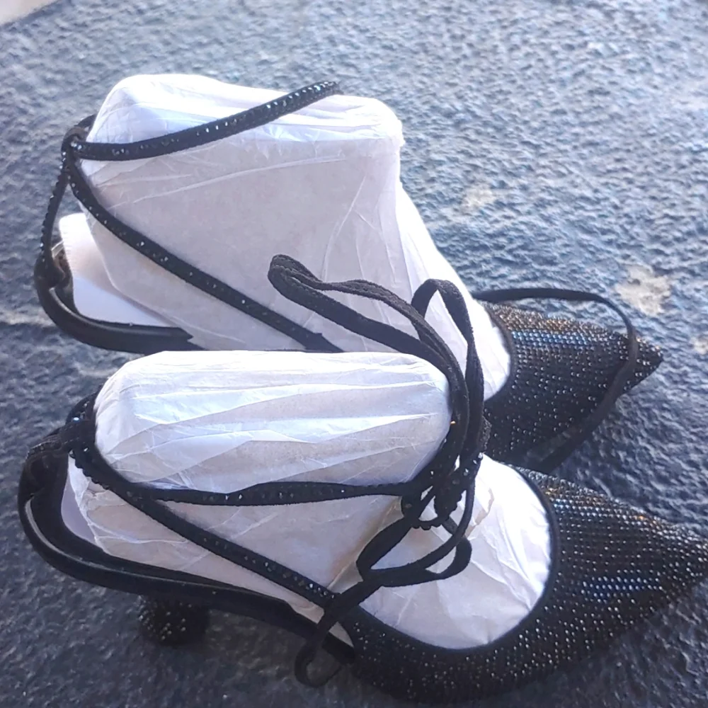 Gianni Bini woman high heel shoes - Picture 6 of 7